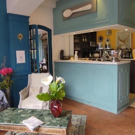 Logis Hotel Restaurant L'Auberge Normande Carentan Bagian luar foto